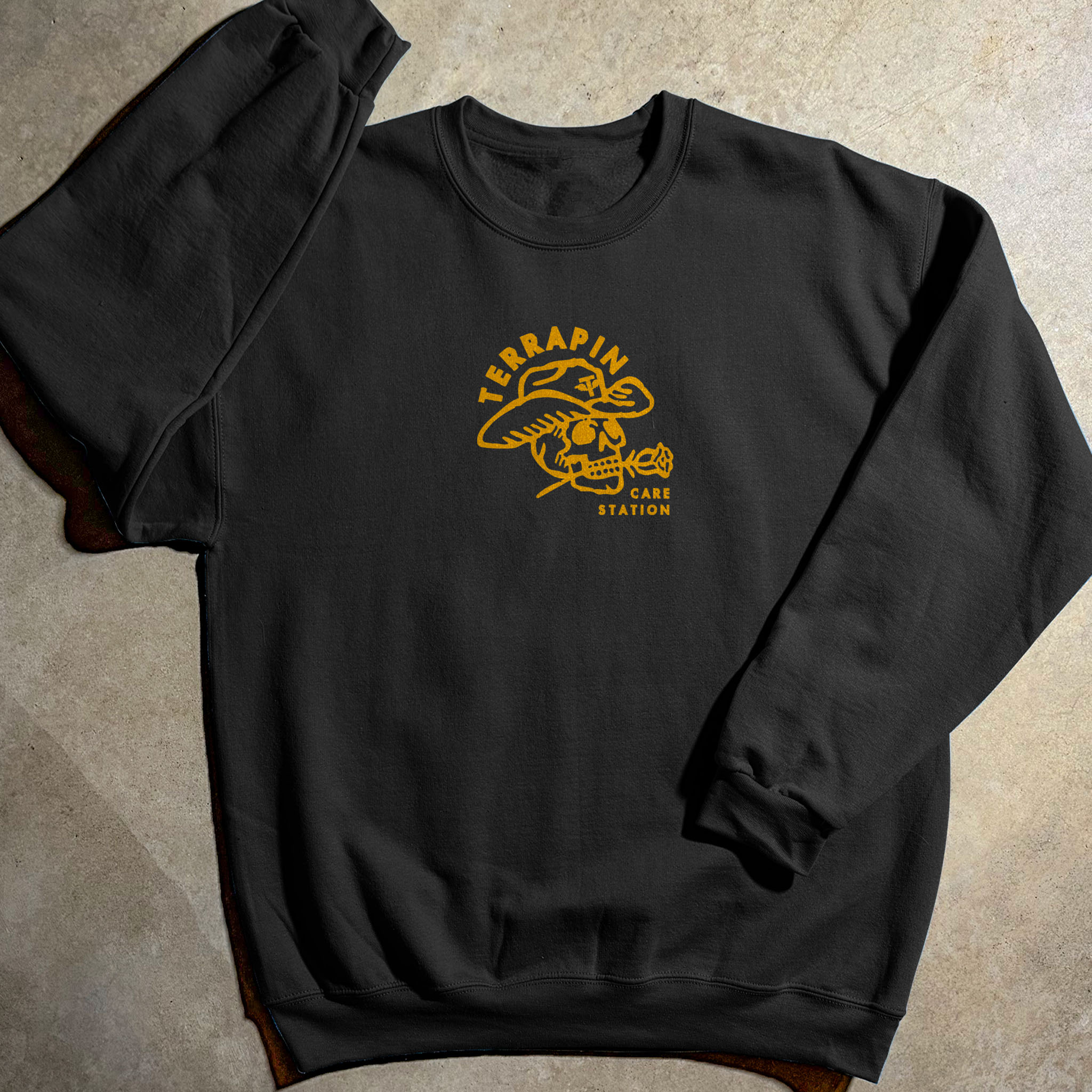 COWBOY SKULL CREW NECK