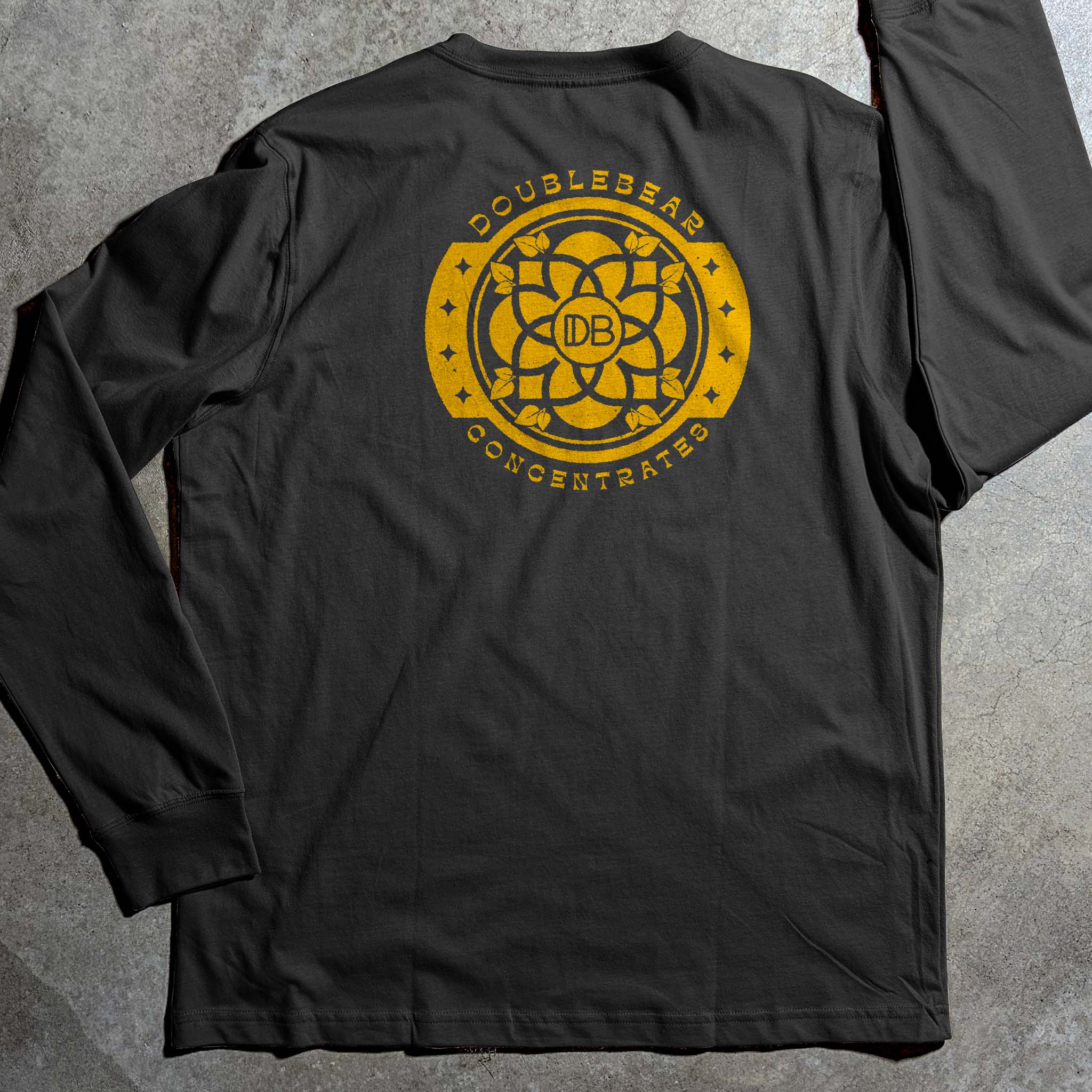 DOUBLE BEAR GEO LONG SLEEVE TEE
