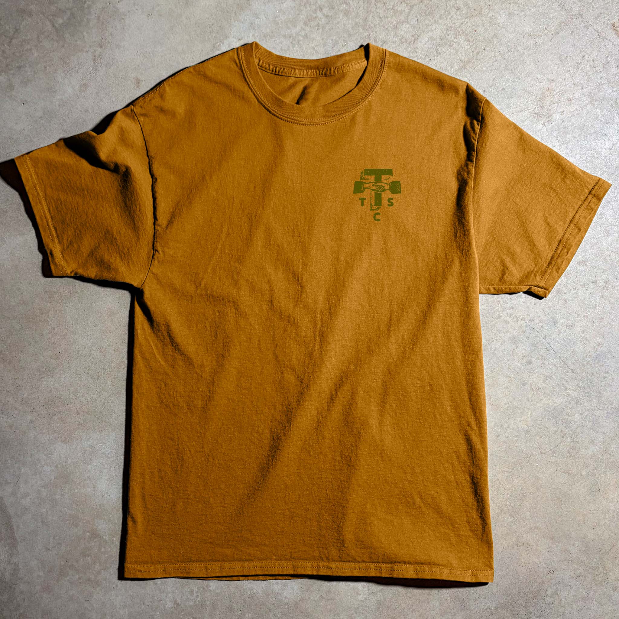 MEN’S HAND-N-HAND TEE