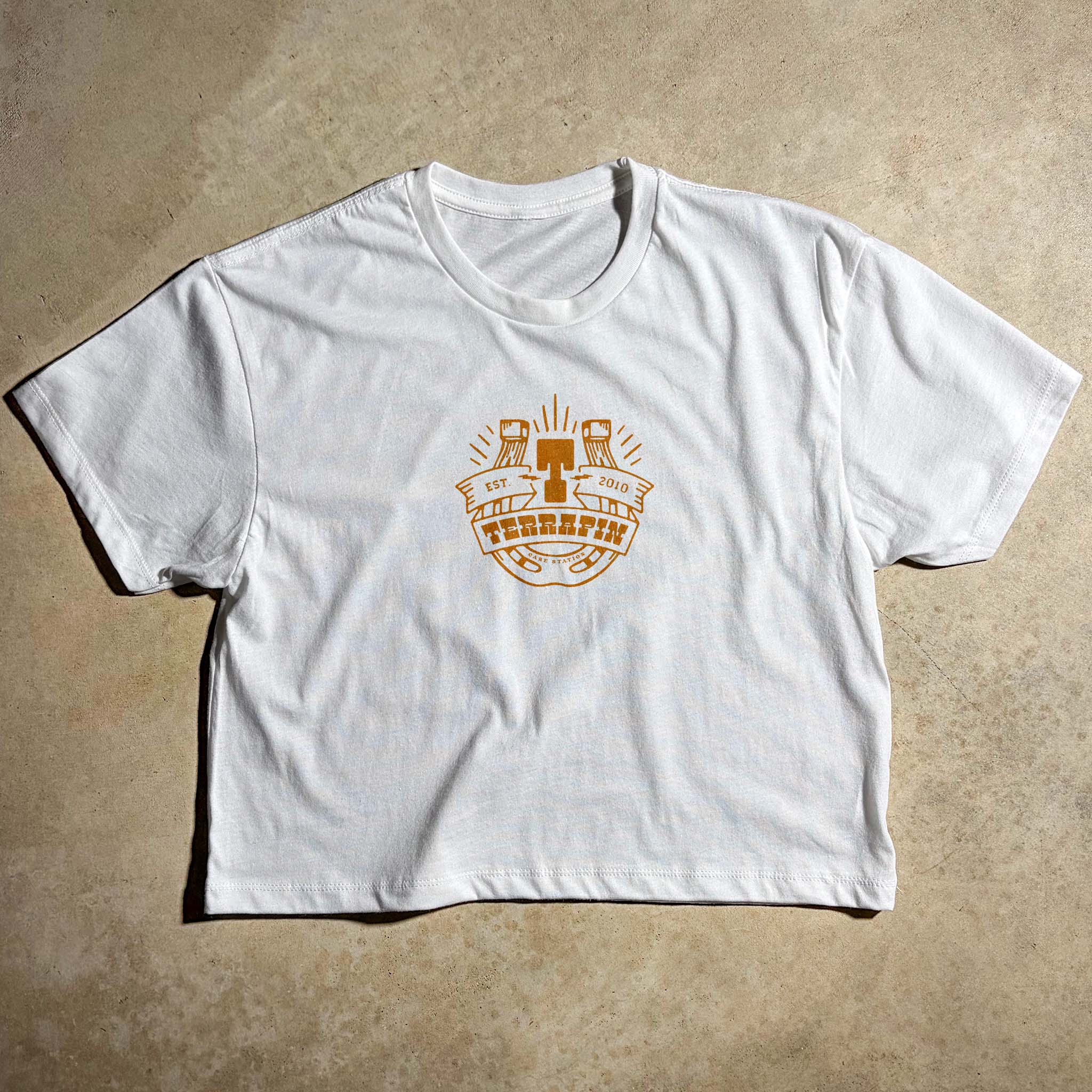 WOMEN’S HORSESHOE CROP TOP