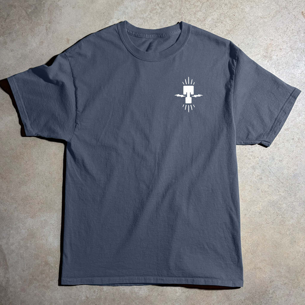 MEN’S HORSESHOE TEE