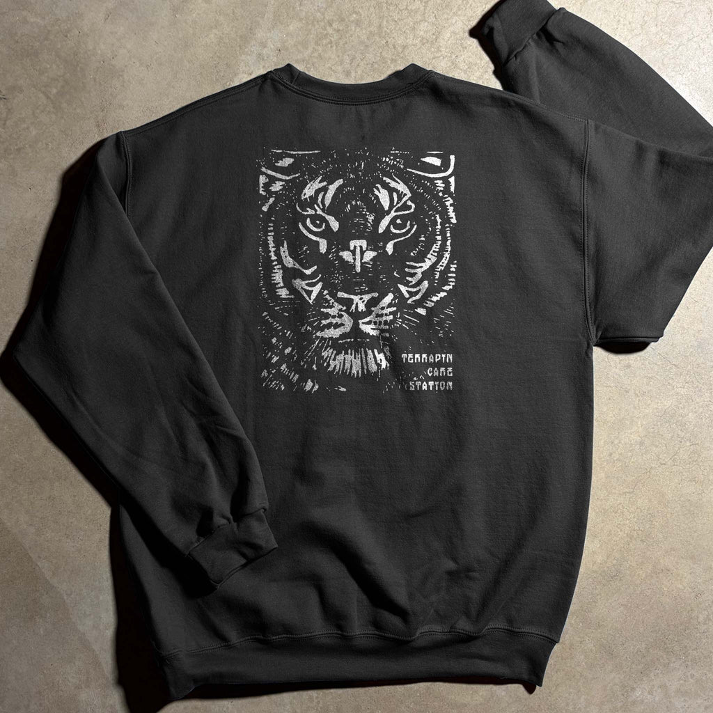 TIGER CREW NECK