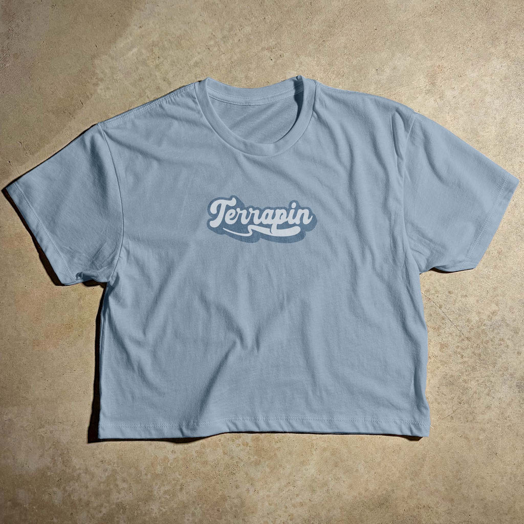 WOMEN’S SCRIPT CROP TOP