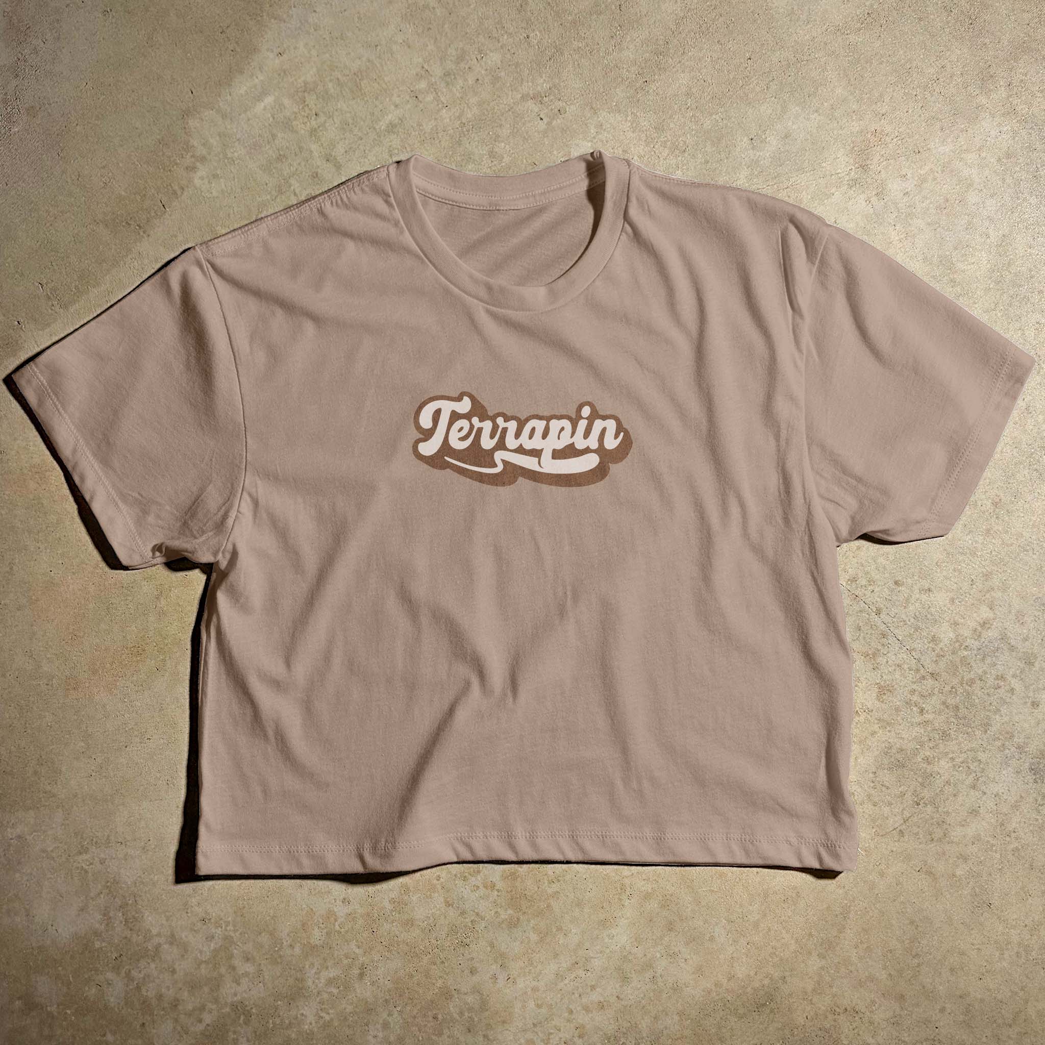 WOMEN’S SCRIPT CROP TOP