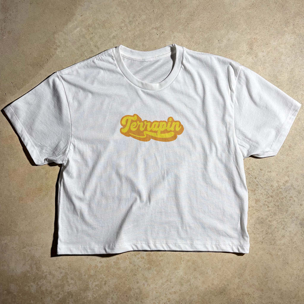 WOMEN’S SCRIPT CROP TOP